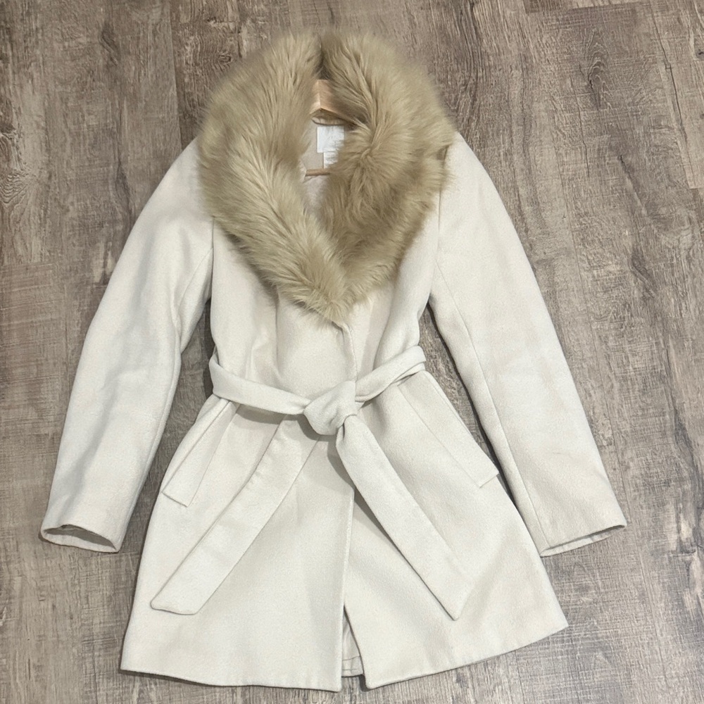 H&M Cream Trench Coat with Faux Fur Collar